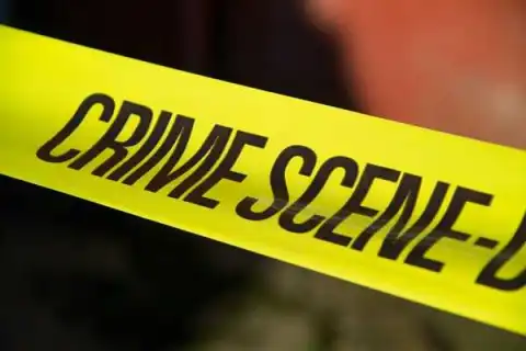 Suspected armed robbers injure one, snatch another’s car in Delta State